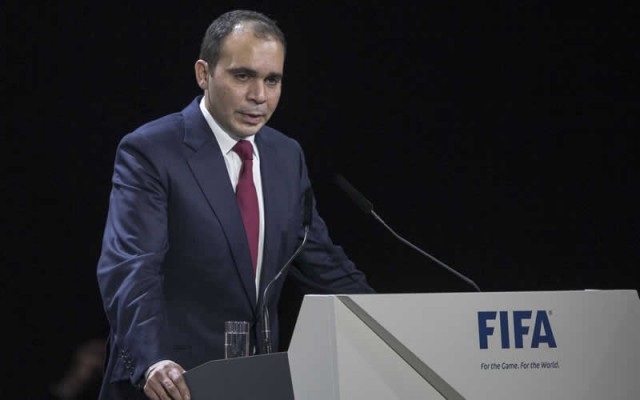 El jordano Ali Bin Al Hussein pide al TAS que anule las elecciones a la FIFA