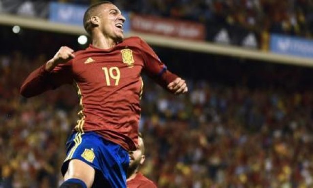 A Rodrigo solo le preguntan por su salida y por Morata