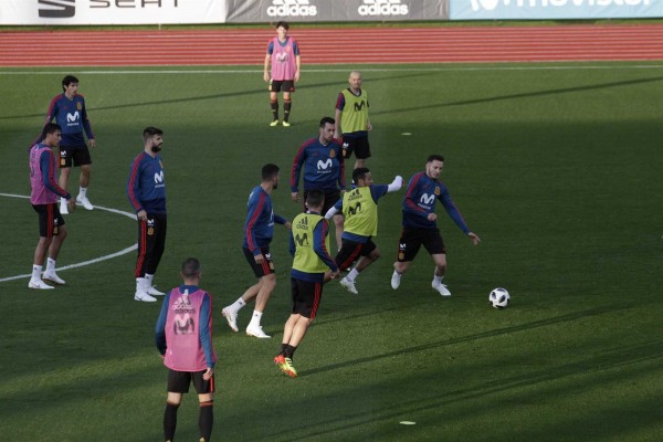 Carlos Soler abandona la concentración y Lucas Vázquez, Asensio y Nacho viajan a Villarreal