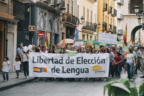 Una marcha denuncia en València 