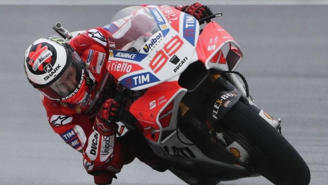 Lorenzo logra su primer gran premio con Ducati