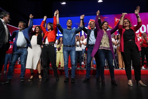 Acto de inicio de campaña del PSOE para las elecciones europeas en València (Fotos: Eduardo Manzana)