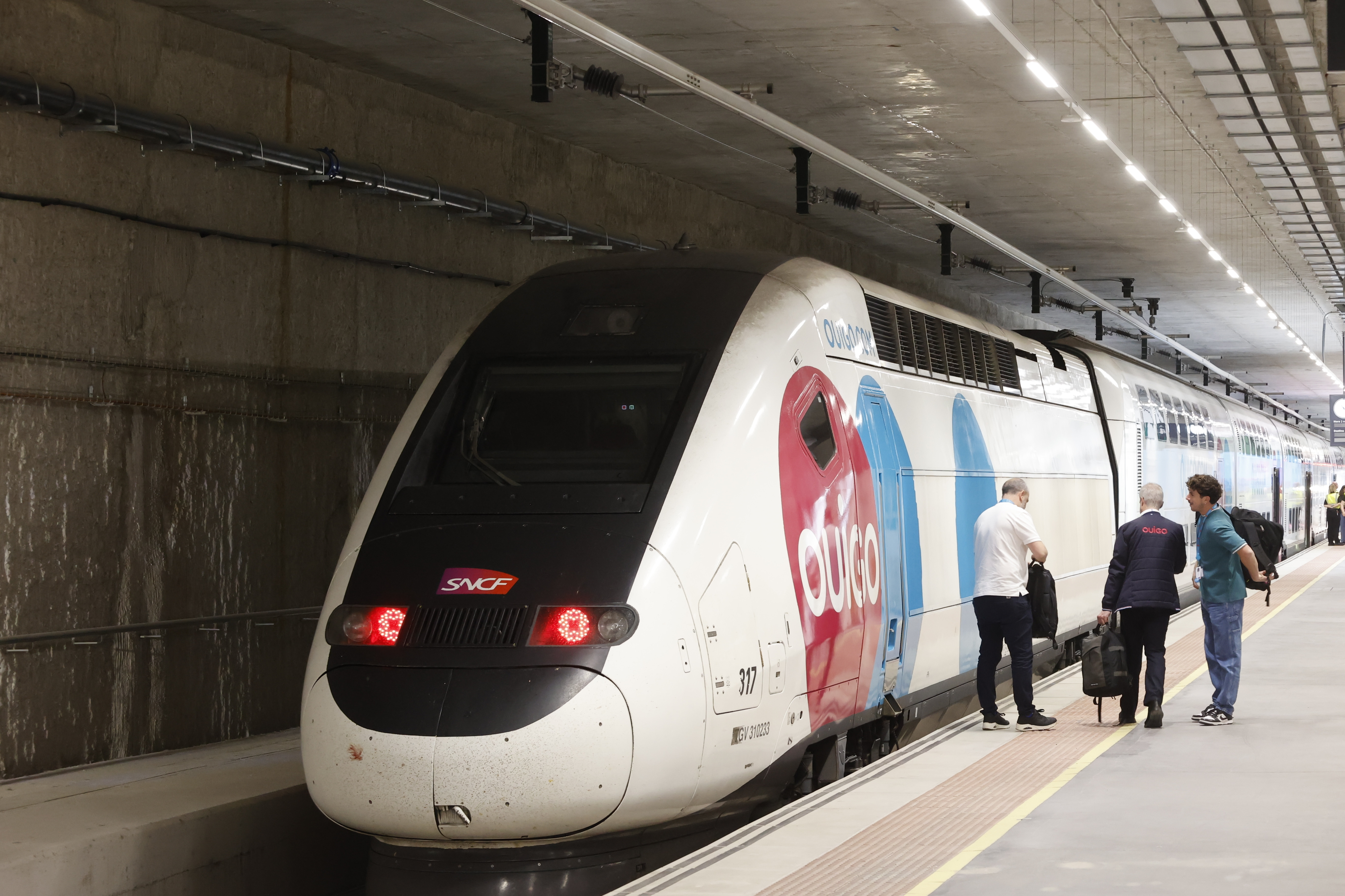 Ouigo lanza su oferta de alta velocidad low cost entre Murcia y Madrid (Fotos: CPM IMAGEN)