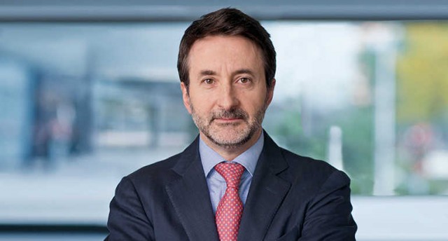 Josu Jon Imaz vuelve a tirar de chequera para comprar acciones de Repsol