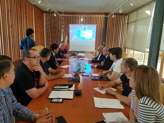 El PP reorganiza la Policía para recuperar las patrullas de barrio y la brigada sobre veladores