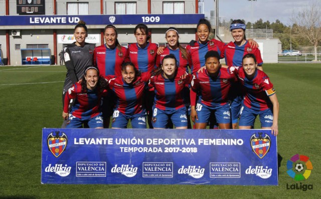 El Levante Femenino comunica la baja a once jugadoras