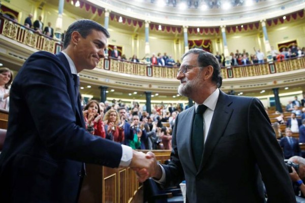 ¿Vuelve el bipartidismo?

