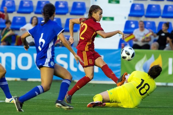 España reserva el billete para el Mundial de Francia  