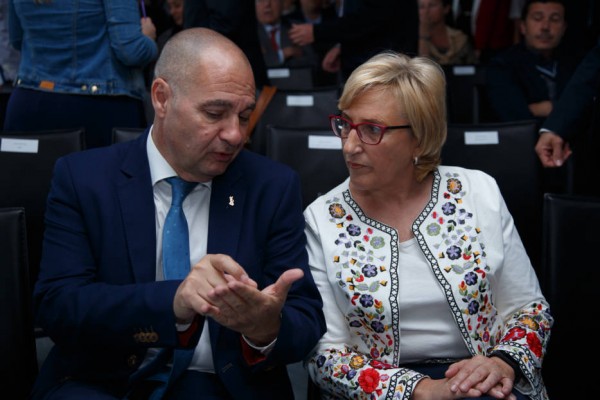 Ana Barceló: Ximo ya tiene consellera de Alicante, ¿tendrá gobernadora?