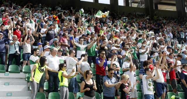 Pantalla gigante para ver el partido del Elche en Gijón