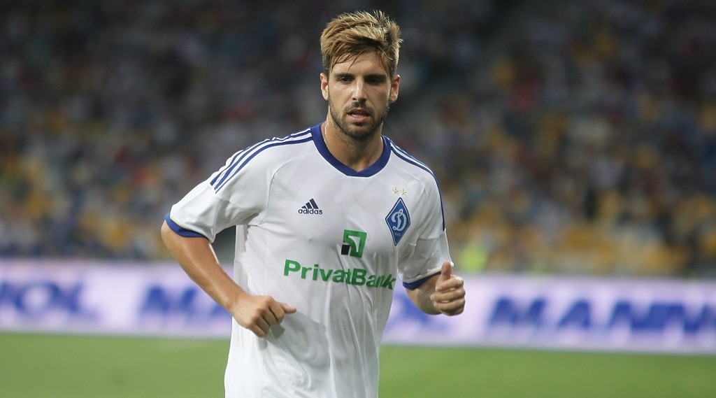 El Valencia CF se interesa en Miguel Veloso para la próxima temporada