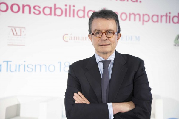 Antonio Catalán: 