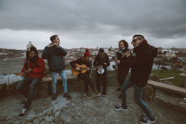 Emergents al Palau acull la fusió musical d'Ainda Não i Stéphanie Cadel et La Caravane


