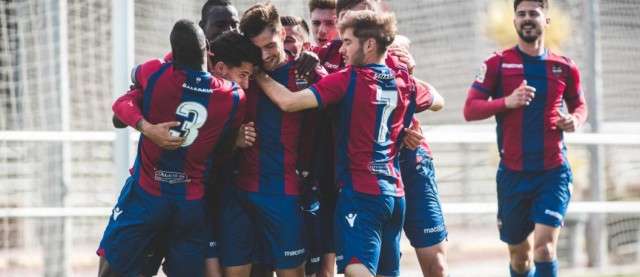 El Atlético Levante busca pasar a la final con el 1-1 de ventaja de la ida