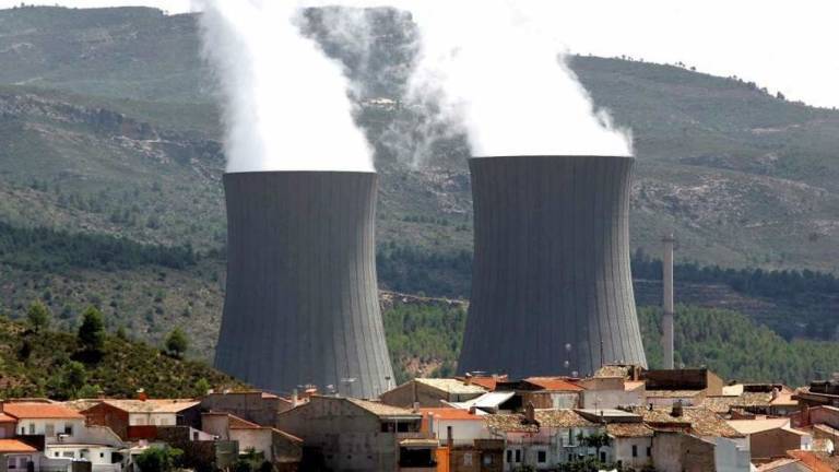 El PSPV reclama un plan de transición energética para el área de la central nuclear de Cofrentes