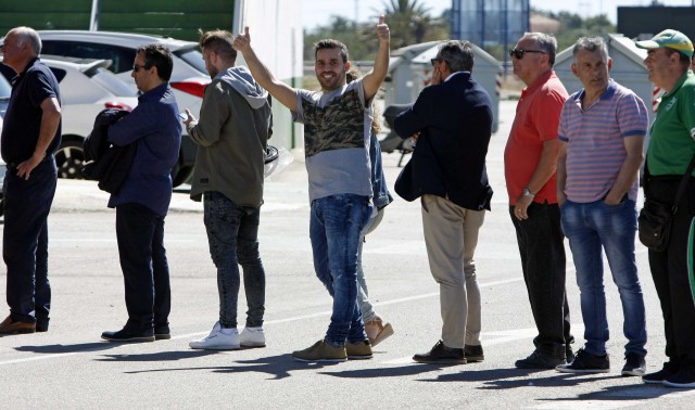 Se repiten las colas en las taquillas del Martínez Valero