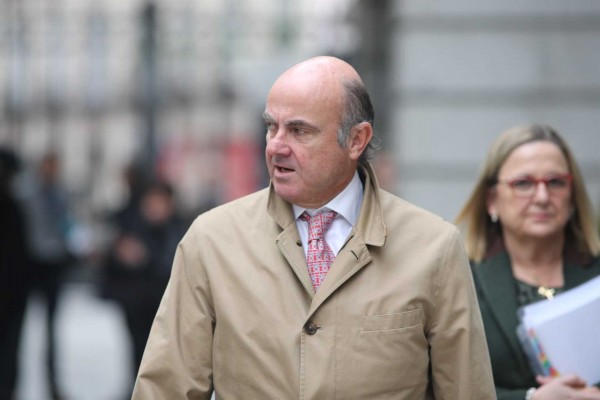 De Guindos se estrena hoy como vicepresidente del BCE en una de las reuniones más esperadas