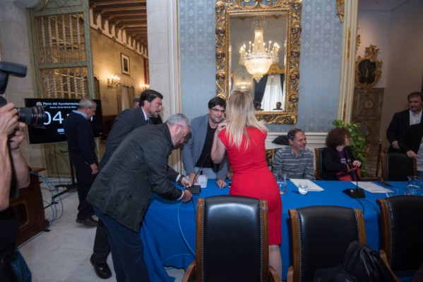 El PP suma por ahora a PSOE, Guanyar y Sepulcre para el primer cambio de un presupuesto heredado