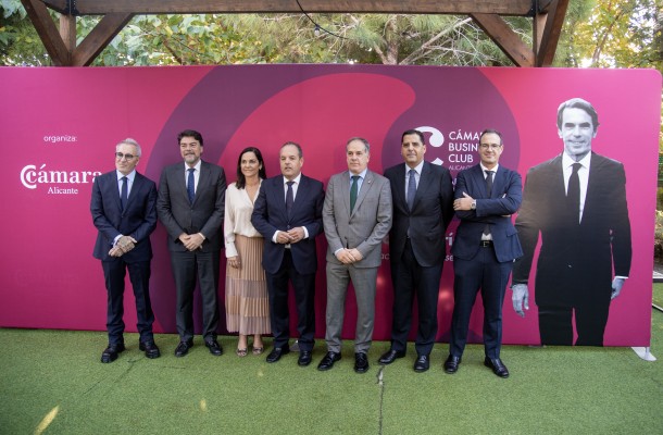 José María Aznar en el Cámara Business Club 
