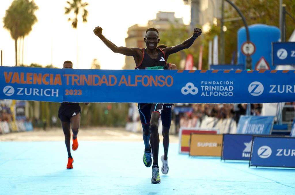 Las mejores imágenes del Medio Maratón de Valencia Trinidad Alfonso Zúrich 2023 (Fotos: Eduardo Manzana)