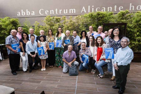 Sèneca Autobusos, primer premio de la Generalitat a la promoción del valenciano