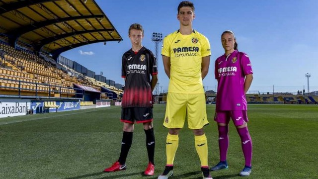 El Villarreal CF presenta su nueva equipación oficial para la temporada 2018-2019