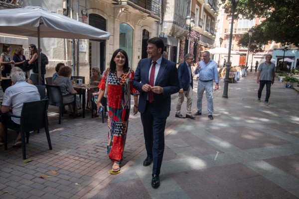 Toma de posesión de la delegada del Consell en Alicante (fotos RAFA MOLINA)
