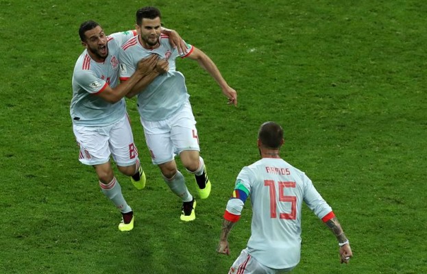 España y Portugal empatan en un partido frenético