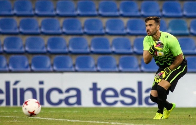 Falcón se queda como único superviviente en la plantilla del descenso
