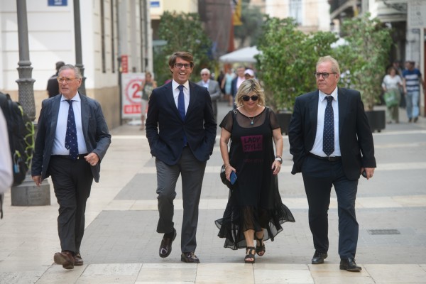 Toma de posesión de Carlos Mazón como presidente de la Generalitat II (Fotos: Marga Ferrer y Kike Taberner)
