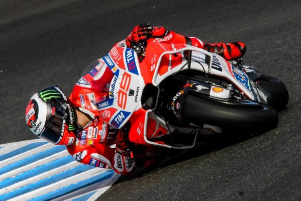 Lorenzo evidencia lo erróneo de las decisiones de Ducati