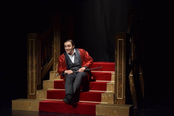 Miguel Torrecilla gana el premio a Mejor Actor Nacional en los Buero de Teatro Joven 