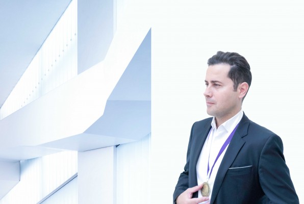 El arquitecto Fran Silvestre recibe la medalla Victor L. Regnier en Estados Unidos