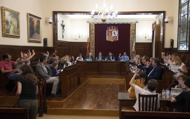 Castellón pone sus deberes a Pedro Sánchez: mejora de carreteras y de la red ferroviaria