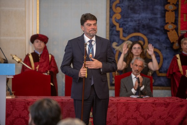 Constitución del Ayuntamiento de Alicante con investidura de Luis Barcala (Fotos: Rafa Molina)