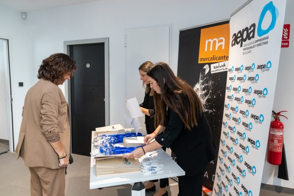 Evento 'Que el miedo no te frene: los retos de emprender en femenino' de Aepa. (Fotos: PEPE OLIVARES)