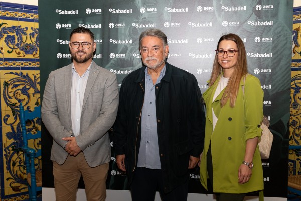 Jornada 'La sucesión en la empresa familiar' de Aefa en Orihuela (Fotos: PEPE OLIVARES)