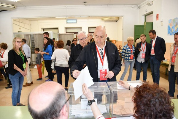 Jornada electoral del 28-M en la provincia de Alicante (Fotos: AP)