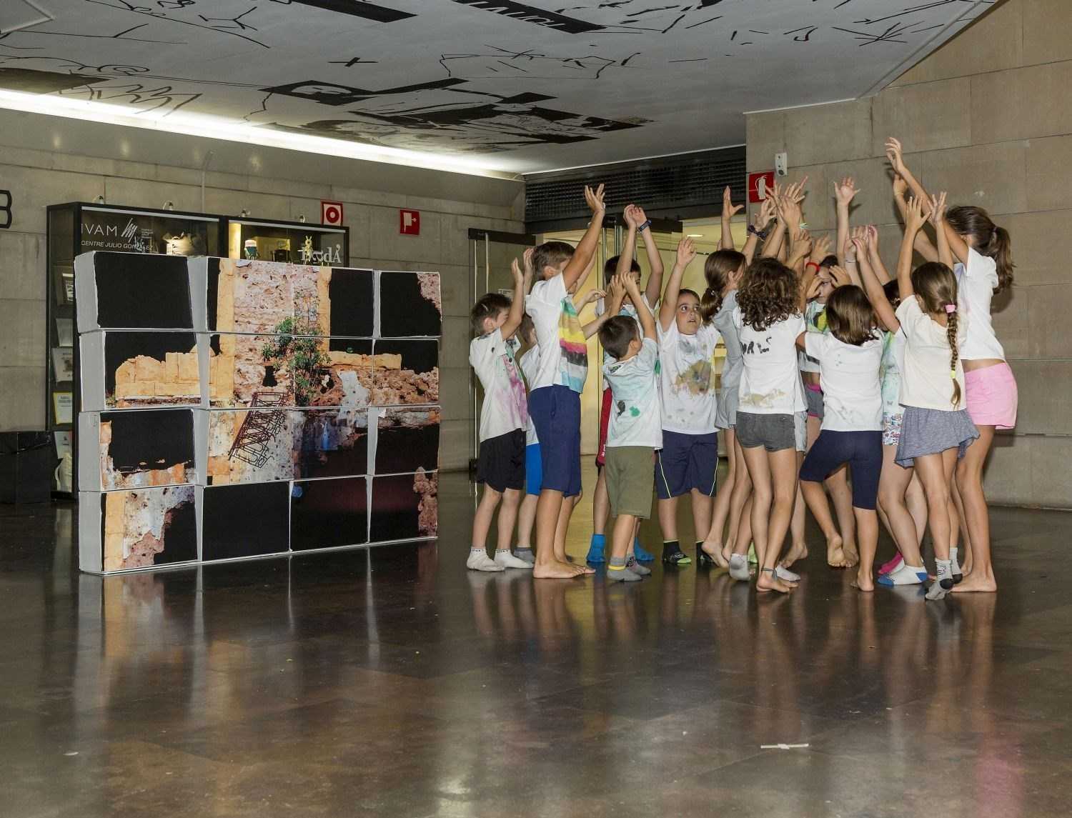 Arquitectura, arte, danza o cuentos en F'estiu, los talleres de verano del IVAM
