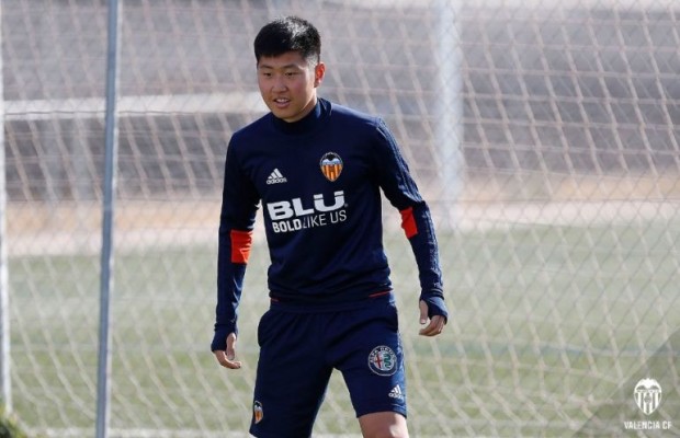 El Valencia CF blinda la Academia 