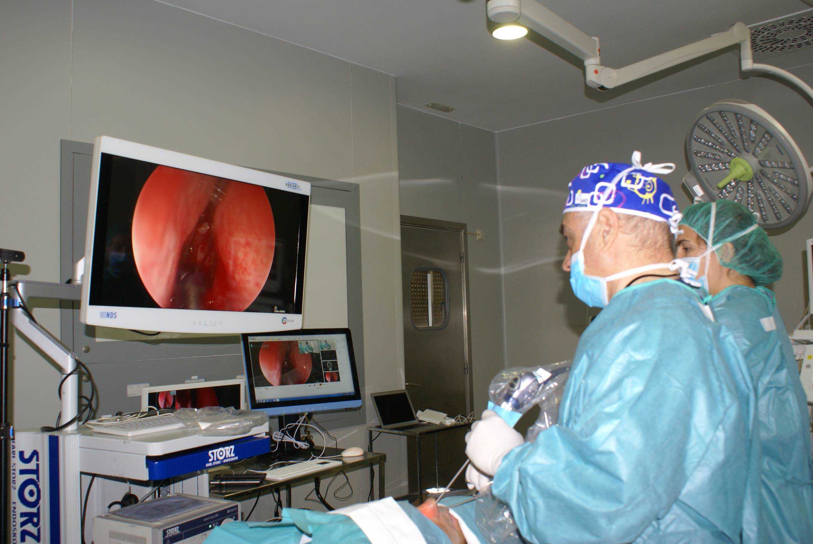 El paciente extranjero está a 3 horas de España, que debe huir del 