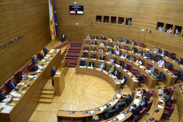 Les Corts devolverán a la Generalitat 7,8 millones de euros del remanente de tesorería de 2016 y 2017