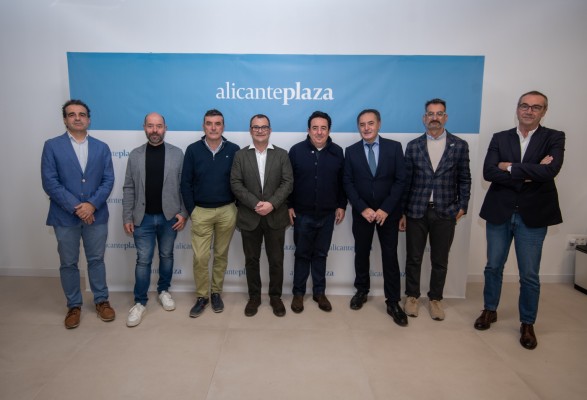 Diálogo Plaza con la DO Vinos de Alicante (Fotos: RAFA MOLINA)