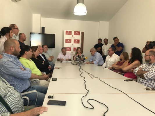 Vecinos y empresarios se rebelan en Dénia contra la 'doble' regulación urbanística