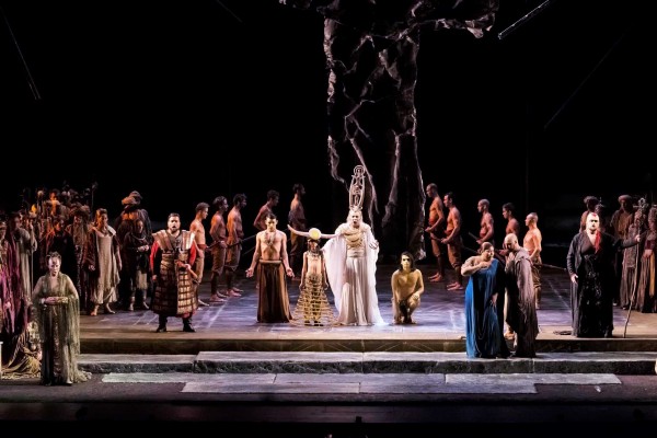 'Aida': el concepto escénico de McVicar cae en el espectáculo gore y huye de la tradición