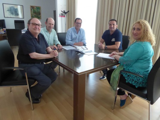 La Universidad de Alicante asesorará a La Nucía para difundir 
su Archivo Histórico 