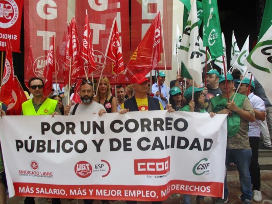 Los empleados de Correos amenazan con una huelga navideña si no mejoran las condiciones