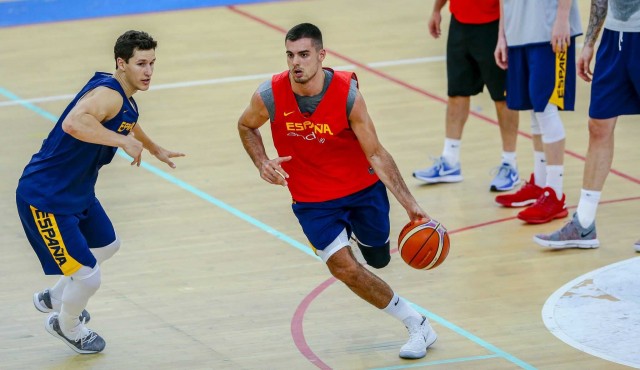 Van Rossom, Abalde y Hlinason, representantes taronja en las ventanas FIBA