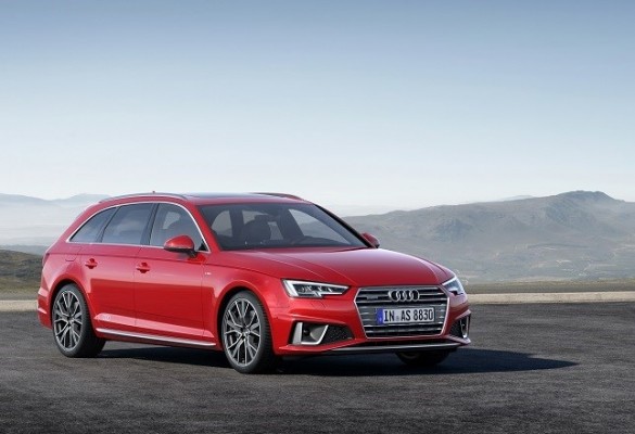 Audi renueva las ediciones S line y Black line del A4, que incluyen paragolpes de nuevo diseño

