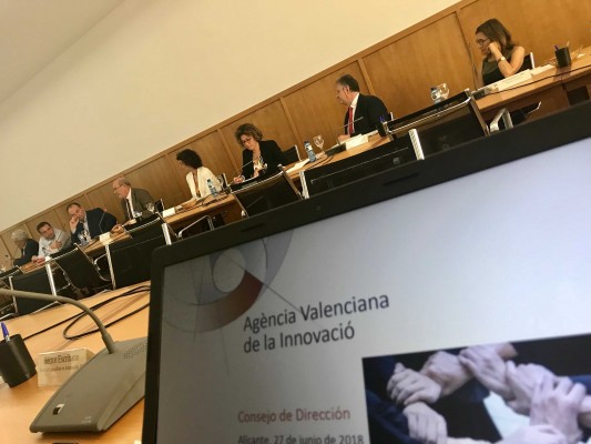 La Agencia de la Innovación aprueba su plan de ayudas con la abstención de Compromís